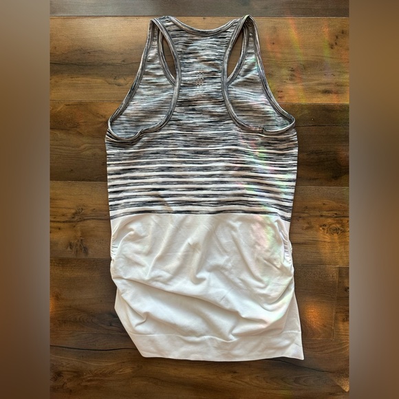 ✅ Athleta Racerback Tank Top S – White & Gray Space-Dye – Longline Cinched Hem - Picture 5 of 6